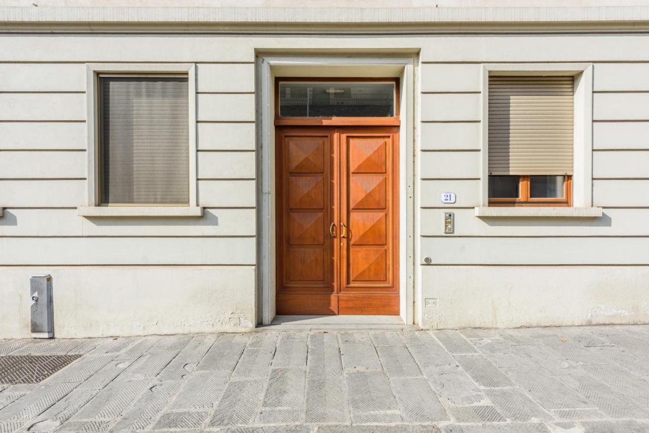 Poliziano Apartment By Mmega Florenz Exterior foto
